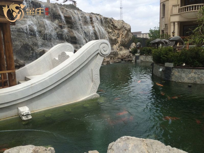 沈陽王先生家魚池 沈陽王先生家魚池